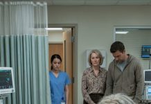 “By the time my mother finally reached the hospital, I had already spent hours asking, ‘Please—just call her.’ My husband’s family kept saying, ‘She doesn’t need to know yet.’ When Mom burst into the hallway, breathless and shaking, a nurse looked at her and whispered, ‘I’m so sorry… they told us not to contact you.’ The silence after that confession was worse than the pain—because now my mother knew someone had made sure she came too late.”