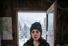 My parents left me a broken cabin in the middle of Alaska while my younger brother got an $800,000 mansion in New York. My fiancé laughed, “You’re a pathetic loser. You’ll never be anything.” Broken and humiliated, I flew north to see the cabin for myself. But when I opened the door, I found something hidden inside… and suddenly, their “worthless” inheritance was worth $50 million.