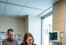 I was dying in a hospital bed, both kidneys failing, when my parents stormed in with papers. My mother threw them onto my lap and said, “Sign over your $250,000 savings. Your brother needs it more.” I whispered, “No. That’s my treatment money.” Her face twisted with rage—then the blood pressure monitor smashed into my head. I hit the emergency button, and moments later…