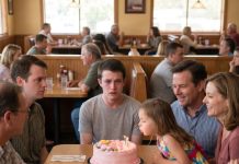My parents handed my 18th birthday to my little sister for eight straight years, but the night they rolled out a pink cake with my name on it, placed it in front of her, and told everyone to watch her blow out the candles, I finally snapped. “You stole every birthday I ever had!” I screamed through tears as my entire family fell silent. What happened next shattered my family forever—and nobody saw it coming.