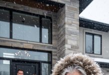 La tormenta de nieve golpeaba las ventanas cuando mi propio hijo abrió la puerta y me dijo sin piedad: “Mamá, ya no sirves para nada, sal de mi casa”. Su esposa sonrió con desprecio y susurró: “Esa vieja solo estorba”. Caminé hacia la nieve congelada con lágrimas en los ojos, sin imaginar que aquella noche descubriría un secreto que cambiaría sus vidas para siempre…