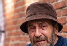 I abandoned my wife and little boy decades ago, believing money mattered more than family. Now I’m old, homeless, and invisible. One cold afternoon, I woke on a park bench as a stranger pressed a thick bundle of cash into my trembling hands. Before I could stop him, he whispered, “You don’t recognize me… do you?” Then he vanished into the crowd, leaving me frozen with a terrifying question.